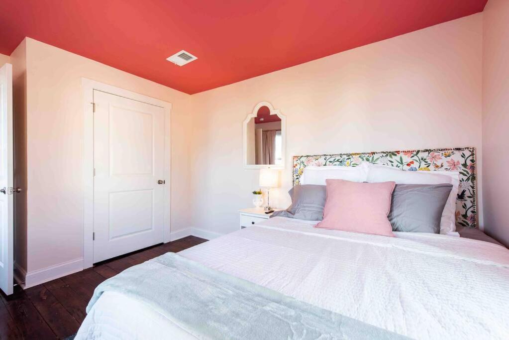 Blush And Bashful Germantown Two Bedroom Apartment Louisville Exteriör bild